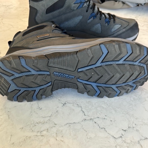 Skechers Men's Gray and Black Hiking Boots - Picture 2 of 5
